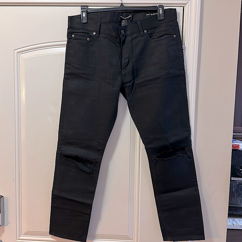 Saint Laurent DO2 Blak blow out knee. Size 34 10/10